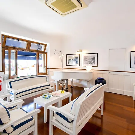 Casa Celestino Hotel